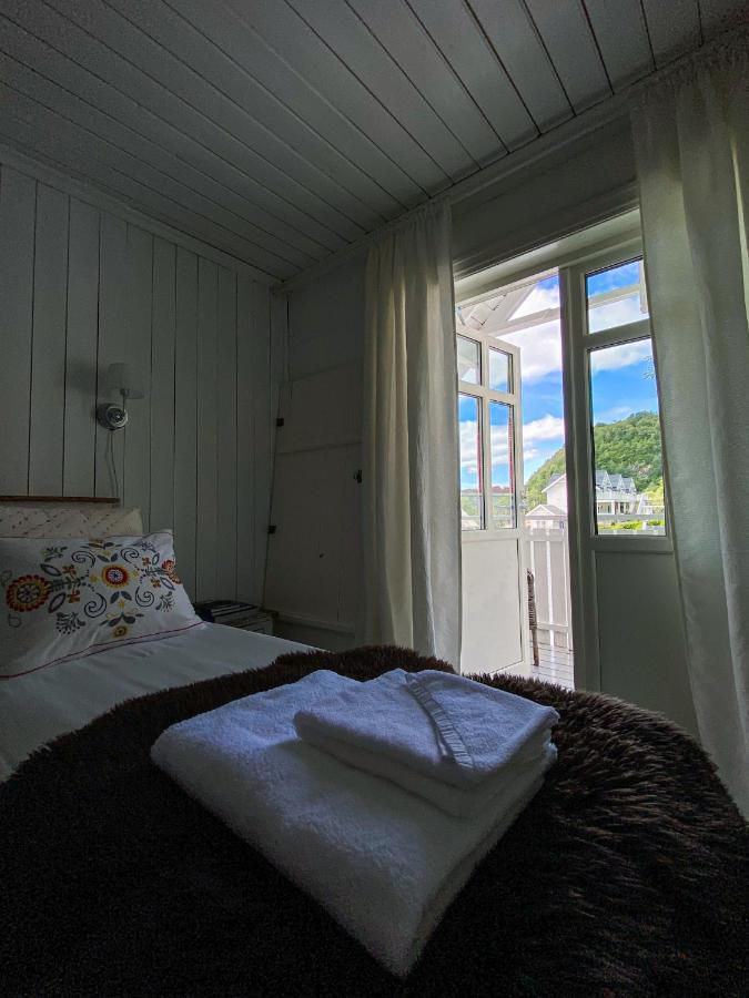 Haaheim Gaard Hotel Uggdal Luaran gambar